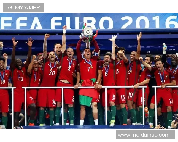 葡萄牙足球明星云集 揭秘各大足球俱乐部的顶尖球员风采 葡萄牙足球明星云集 揭秘各大足球俱乐部的顶尖球员风采