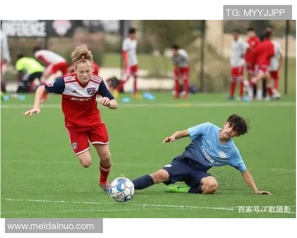 《聚焦稀有足球天才:探索那些未被大众关注的璀璨星光》 《聚焦稀有足球天才:探索那些未被大众关注的璀璨星光》